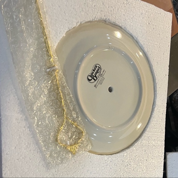 Elegant 2 tier Christmas Plate - Picture 6 of 7